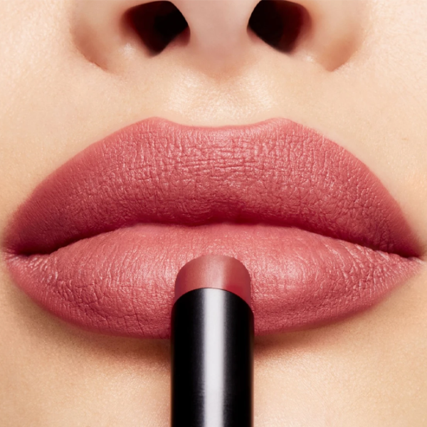 Губная помада MAC POWDER KISS VELVET BLUR SLIM  Stick / Red RYS photo 3 Губная помада MAC POWDER KISS VELVET BLUR SLIM  Stick / Red RYS photo 3