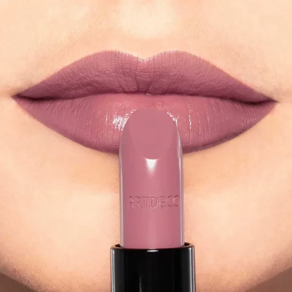Губная помада Artdeco Perfect Color  Stick / Pink Lilac photo 3 Губная помада Artdeco Perfect Color  Stick / Pink Lilac photo 3