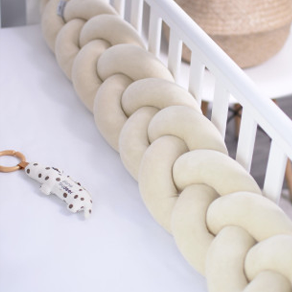 Bară de protecție impletită pentru pătuț Veres 154.02.12  Beige / Plush photo 1