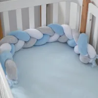 Bară de protecție impletită pentru pătuț Veres 154.02.14  Blue / Plush