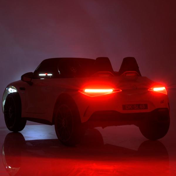 Mașină electrică Mercedes-AMG SL63 Richi Tichi SL63/1 7 km/h / 35 kg / 3+ / White photo 9 Mașină electrică Mercedes-AMG SL63 Richi Tichi SL63/1 7 km/h / 35 kg / 3+ / White photo 9