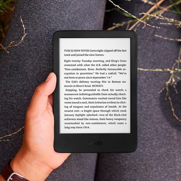 Электронная книга Kindle Поколение 11 (2024) 6" / E-Ink / 16 ГБ / Черный photo 3 Электронная книга Kindle Поколение 11 (2024) 6" / E-Ink / 16 ГБ / Черный photo 3