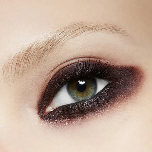Тени для век MAC Eye Shadow 1.5 г / M250300000  photo 3 Тени для век MAC Eye Shadow 1.5 г / M250300000  photo 3