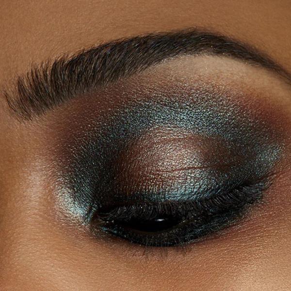 Тени для век MAC Eye Shadow 1.5 г / M2503X0000  photo 3 Тени для век MAC Eye Shadow 1.5 г / M2503X0000  photo 3
