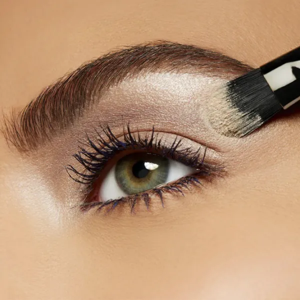 Тени для век MAC Eye Shadow 1.5 г / M250420000  photo 3 Тени для век MAC Eye Shadow 1.5 г / M250420000  photo 3