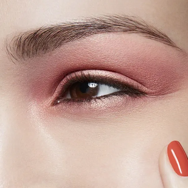 Тени для век MAC Eye Shadow 1.5 г / M250740000  photo 2 Тени для век MAC Eye Shadow 1.5 г / M250740000  photo 2