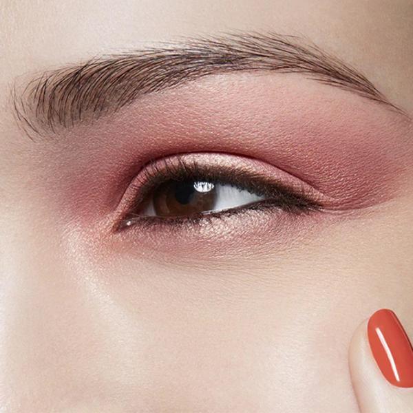 Тени для век MAC Eye Shadow 1.5 г / M250740000  photo 2 Тени для век MAC Eye Shadow 1.5 г / M250740000  photo 2