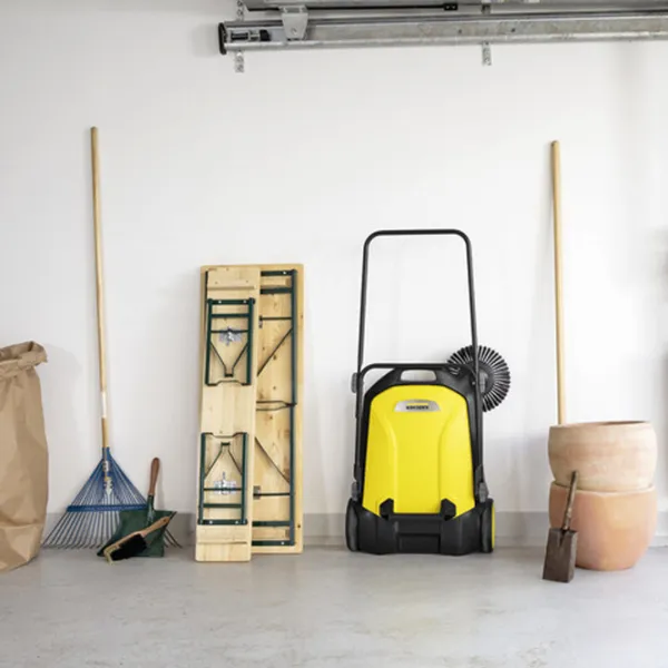 Mașină de măturat KARCHER S 4  20 l photo 6