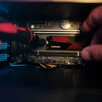 SSD Samsung 990 PRO w/ Heatsink 4 ТБ M.2 NVMe photo 5