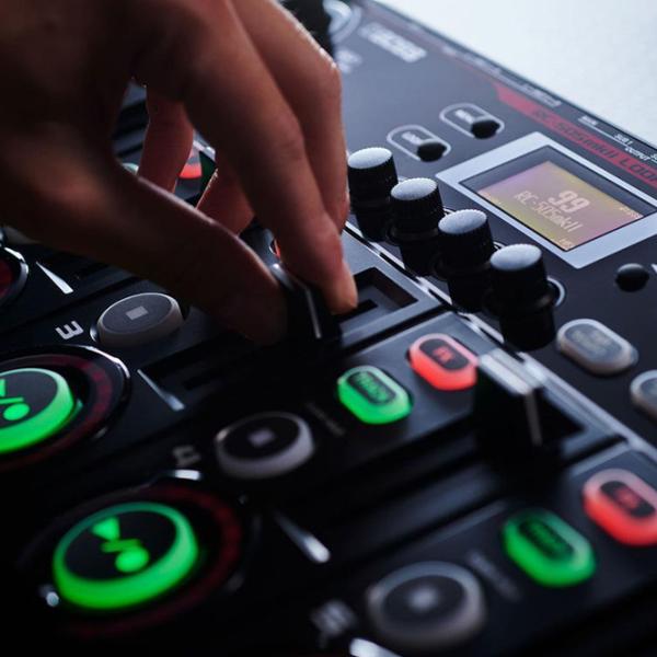 Mixer Boss RC-505MK2 activ / 20 Hz - 20 kHz / Black photo 5