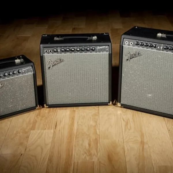 Гитарный усилитель Fender Champion 40  40 Вт / Металл photo 3