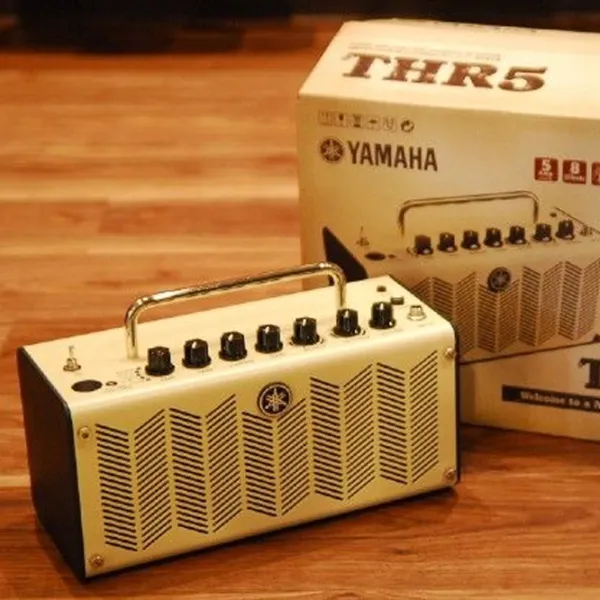 Гитарный усилитель Yamaha THR 5  10 Вт / Металл photo 4