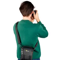 Сумка для фотоаппарата Lowepro Adventura SH 120 III Полиэстер / Черный photo 7