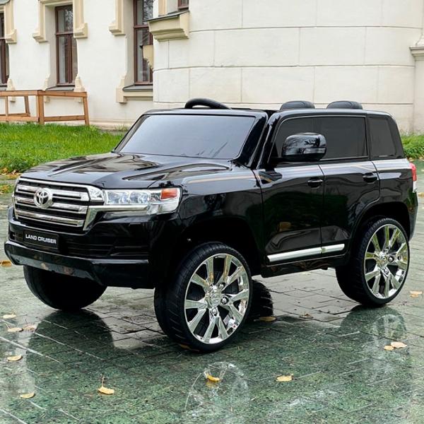 Mașină electrică Toyota Land Cruiser Richi Tichi JJ2022/2 7 km/h / 30 kg / 3+ / Black photo 3 Mașină electrică Toyota Land Cruiser Richi Tichi JJ2022/2 7 km/h / 30 kg / 3+ / Black photo 3