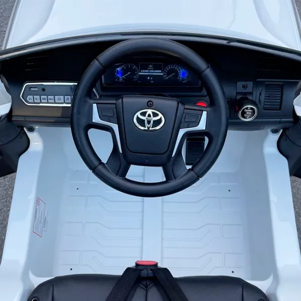 Mașină electrică Toyota Land Cruiser Richi Tichi JJ2022/1 7 km/h / 30 kg / 3+ / White photo 11 Mașină electrică Toyota Land Cruiser Richi Tichi JJ2022/1 7 km/h / 30 kg / 3+ / White photo 11