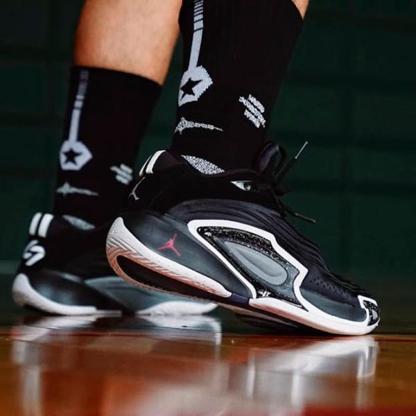 Adidași pentru bărbați Jordan Luka 3 43 / Black photo 10 Adidași pentru bărbați Jordan Luka 3 43 / Black photo 10