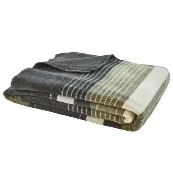 Cuvertură s.Oliver 2599/780  Acril / Dark Grey photo 1 Cuvertură s.Oliver 2599/780  Acril / Dark Grey photo 1