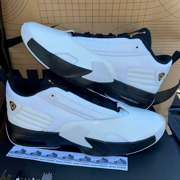 Adidași pentru bărbați Jordan Max Aura 6 45.5 / White photo 9 Adidași pentru bărbați Jordan Max Aura 6 45.5 / White photo 9