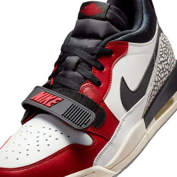 Adidași pentru bărbați Jordan Air Legacy 312 Low 42 / White photo 7