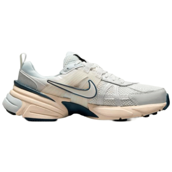 Кроссовки для женщин Nike V2K Run Демисезон / Белый photo 3