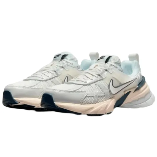 Adidași pentru femei Nike V2K Run Demisezon / White photo 1