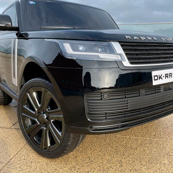 Электромобиль Range Rover Richi Tichi RR998/1  / 35 кг / 3+ / Черный photo 14 Электромобиль Range Rover Richi Tichi RR998/1  / 35 кг / 3+ / Черный photo 14