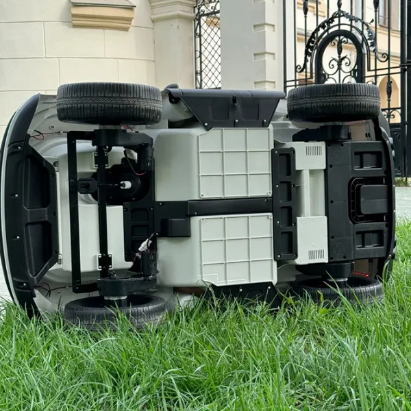 Mașină electrică Range Rover Richi Tichi RR998/2  / 35 kg / 3+ / White photo 14 Mașină electrică Range Rover Richi Tichi RR998/2  / 35 kg / 3+ / White photo 14