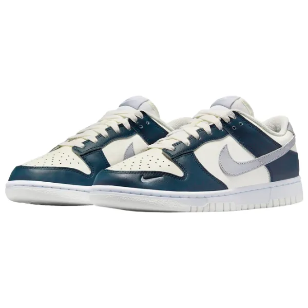 Кеды для женщин Nike Dunk Low Демисезон / Синий photo 1