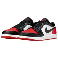 Кеды для мужчин Nike Air Jordan 1 Low 46 / Чёрный Красный