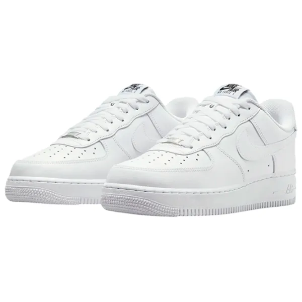 Ghete pentru bărbați Nike Air Force 1 '07 Flyease 42.5 / White photo 1