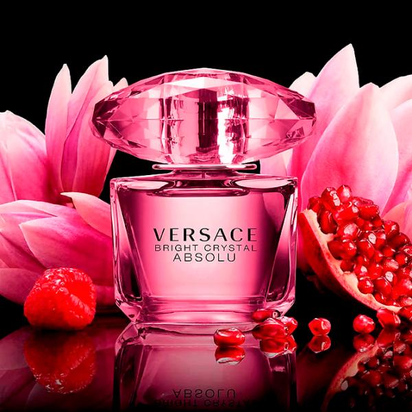 Парфюмерный набор для женщин Versace Bright Crystal Absolu Туалетная вода / Фруктовый photo 3 Парфюмерный набор для женщин Versace Bright Crystal Absolu Туалетная вода / Фруктовый photo 3