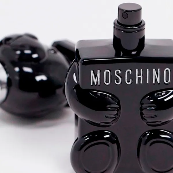 Парфюмерный набор для мужчин Moschino Toy boy Парфюмерная вода / Пряный photo 3 Парфюмерный набор для мужчин Moschino Toy boy Парфюмерная вода / Пряный photo 3