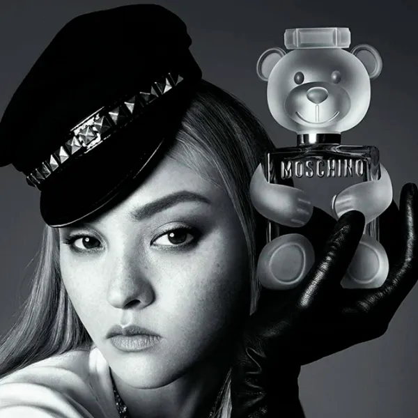 Парфюмерный набор для женщин Moschino Toy 2 Парфюмерная вода / Свежий photo 5 Парфюмерный набор для женщин Moschino Toy 2 Парфюмерная вода / Свежий photo 5