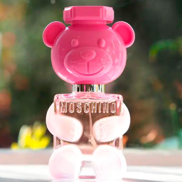 Парфюмерный набор для женщин Moschino Toy 2 Bubble Gum Set Туалетная вода / Сладкий photo 3 Парфюмерный набор для женщин Moschino Toy 2 Bubble Gum Set Туалетная вода / Сладкий photo 3