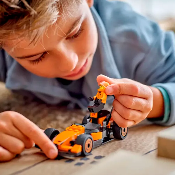 Constructor LEGO F1 Driver With Mclaren Race Car Rasă/ Multicolor photo 7