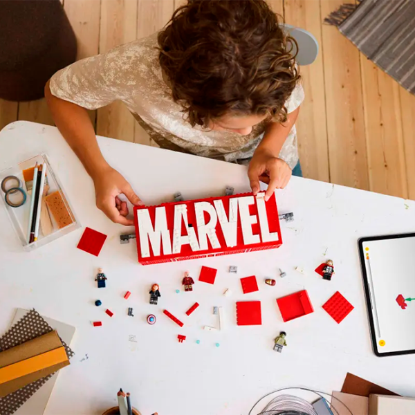 Constructor LEGO MARVEL Logo and Minifigures Marvel/ Multicolor photo 7