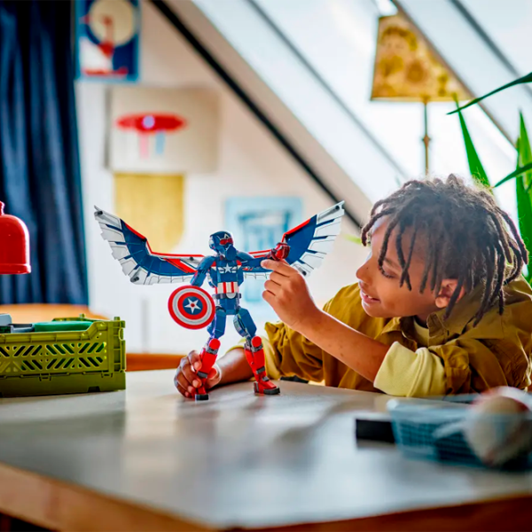 Constructor LEGO Captain America VS Red Hulk Duel Avengers/ Multicolor photo 5 Constructor LEGO Captain America VS Red Hulk Duel Avengers/ Multicolor photo 5