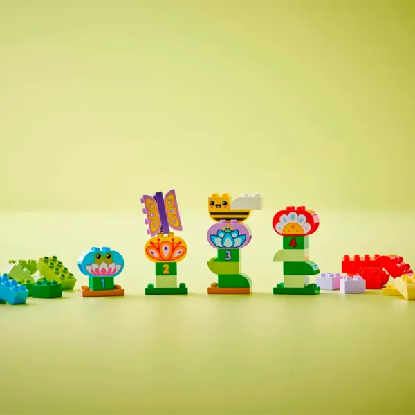 Constructor LEGO Ariel and Flounder's Café Stand Disney/ Multicolor photo 7