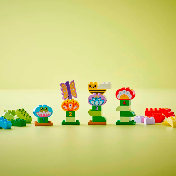 Constructor LEGO Ariel and Flounder's Café Stand Disney/ Multicolor photo 7