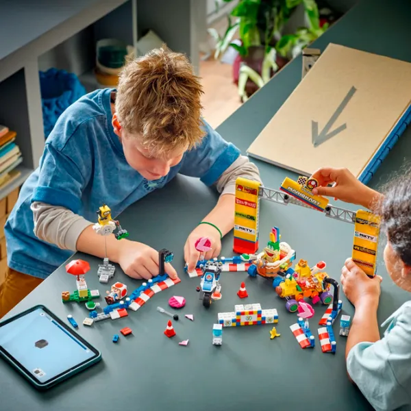 Constructor LEGO Mario Kart Baby Peach & Grand Prix Figuri/ Multicolor photo 6 Constructor LEGO Mario Kart Baby Peach & Grand Prix Figuri/ Multicolor photo 6