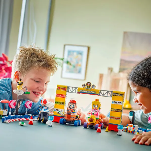 Constructor LEGO Mario Kart Baby Peach & Grand Prix Figuri/ Multicolor photo 8 Constructor LEGO Mario Kart Baby Peach & Grand Prix Figuri/ Multicolor photo 8
