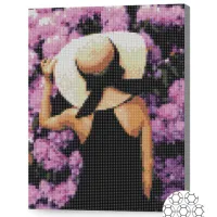 Mozaic Art Galery Premium Necunoscuta in palarie langa flori / photo 2