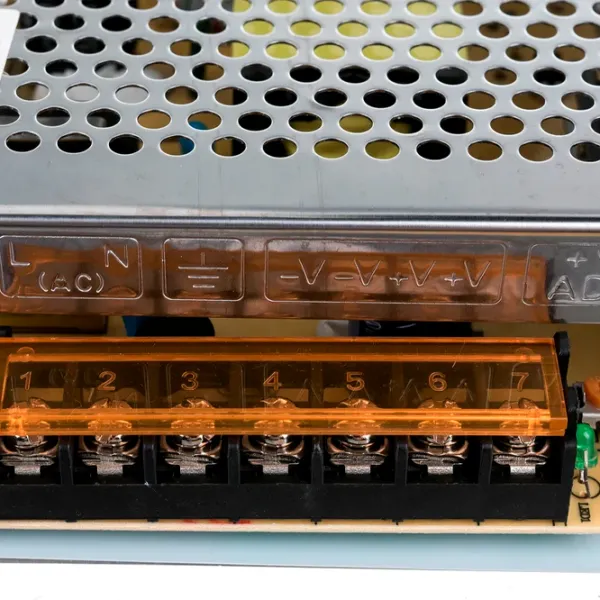 Драйвер IEK IPSN-PRO LED Серебряный / 100 Вт photo 4 Драйвер IEK IPSN-PRO LED Серебряный / 100 Вт photo 4