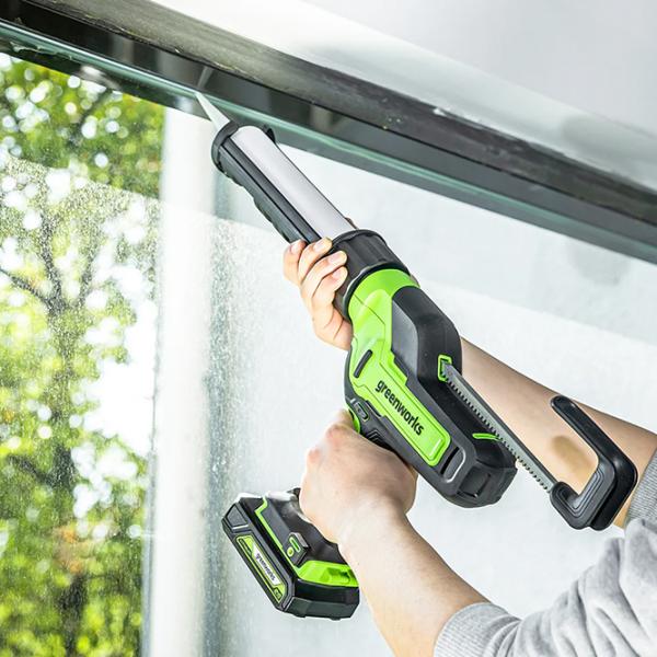 Pistol pentru silicon Greenworks G24CG Black photo 3
