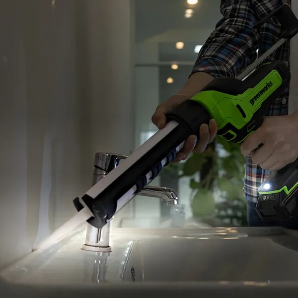 Pistol pentru silicon Greenworks G24CG Black photo 5