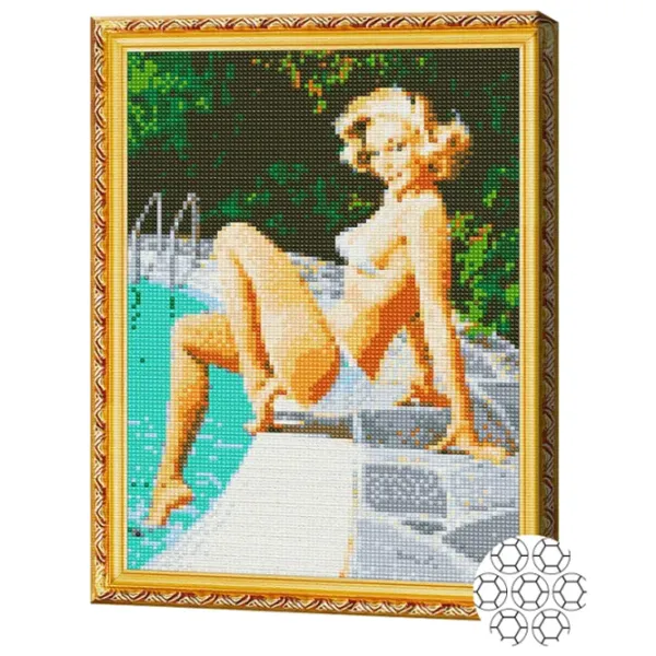 Mozaic New World Blondă la piscină  /  photo 3 Mozaic New World Blondă la piscină  /  photo 3