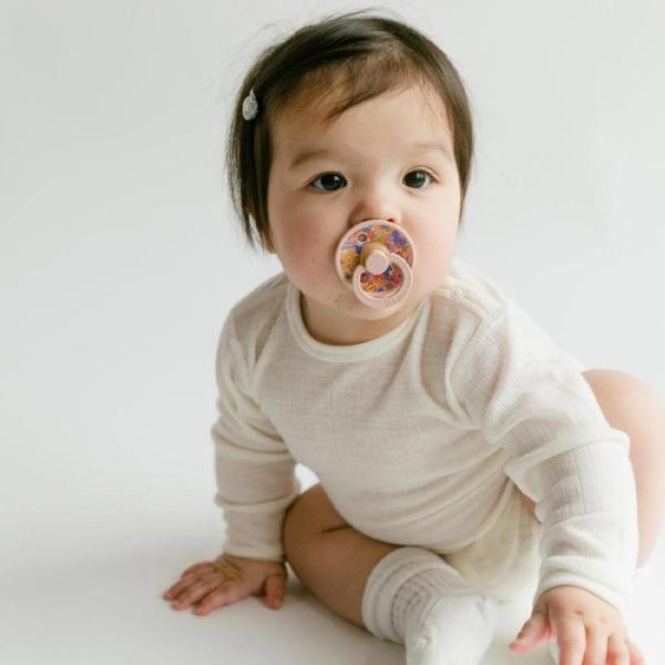 Suzetă cu tetina rotundă Bibs X Liberty 11021101  Pentru fetițe / 0 luni - 6 luni / Latex / Beige photo 6 Suzetă cu tetina rotundă Bibs X Liberty 11021101  Pentru fetițe / 0 luni - 6 luni / Latex / Beige photo 6