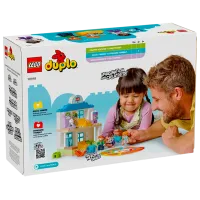 Constructor LEGO First Time Visit to the Doctor Figuri/ Multicolor