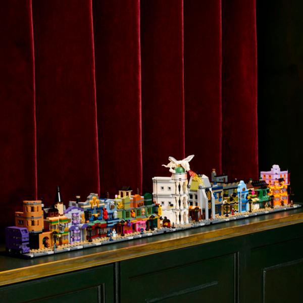 Constructor LEGO Diagon Alley Wizarding Shops Magazin/ Multicolor photo 5