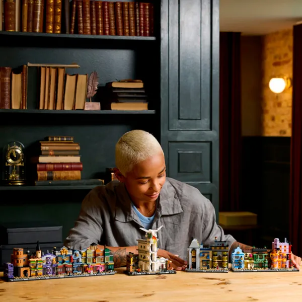 Constructor LEGO Diagon Alley Wizarding Shops Magazin/ Multicolor photo 6